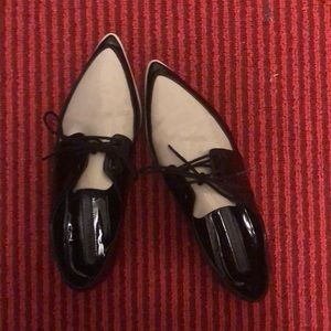 Black & White Pointed Toe Oxfords